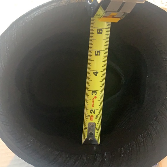 Black fedora hat with shiny stripes - Picture 7 of 7